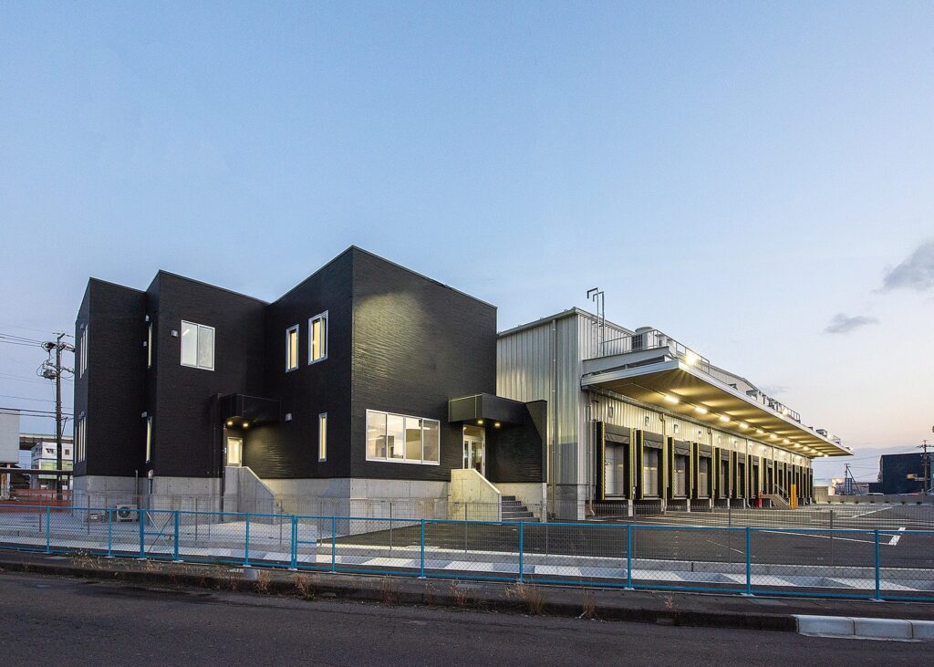 流通業務施設（倉庫業、一般貨物自動車運送業）2018.12